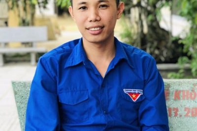 KÍ ỨC VỀ NGƯỜI THẦY GIÁO TRẺ