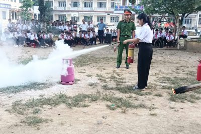 TRƯỜNG PTDTNT THCS BA TƠ TỔ CHỨC TUYÊN TRUYỀN GIÁO DỤC PHÁP LUẬT NĂM HỌC 2025 – 2026