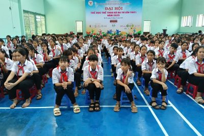 TRƯỜNG PTDTNT THCS BA TƠ TỔ CHỨC HOẠT ĐỘNG  TUYÊN TRUYỀN GIÁO DỤC VĂN HÓA DÂN TỘC CHO HỌC SINH